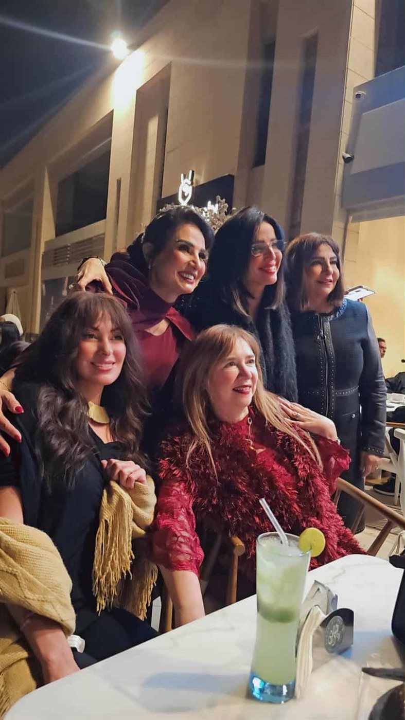 من احتفال بعيد ميلاد أبنت الفنانة امل رزق لمي كتكت 