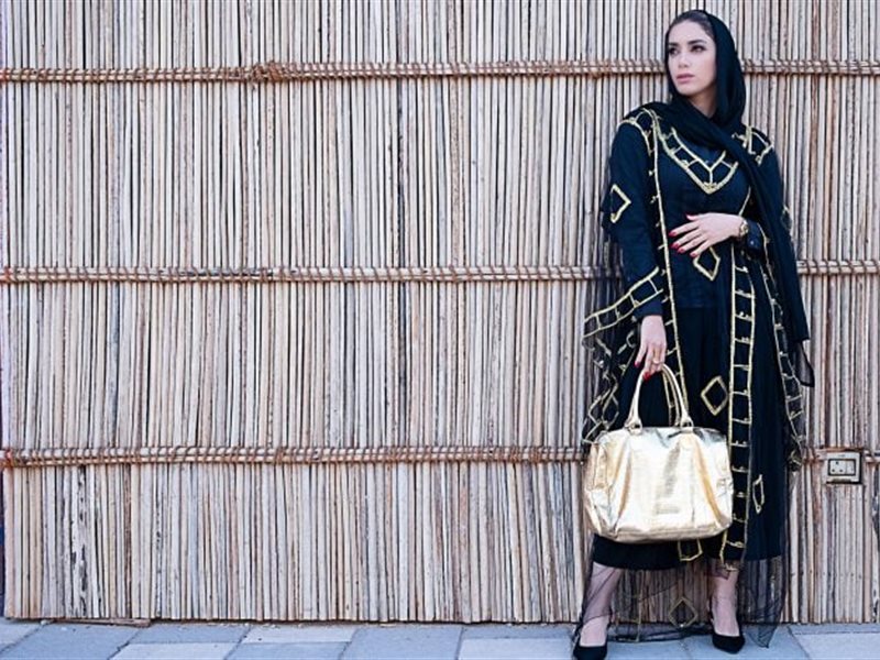 أفكار مختلفة لإطلالة مميزة في يوم المرأة الإماراتية