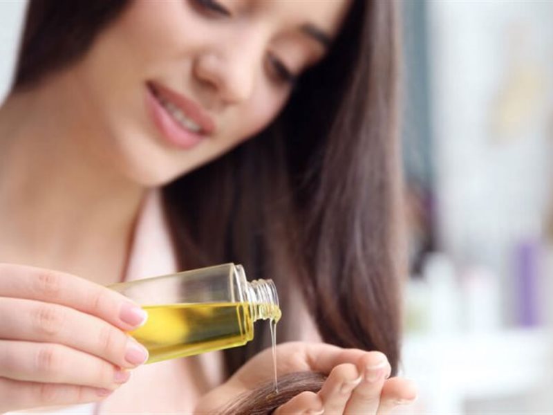 أفضل الزيوت لترطيب الشعر.. تعرّفي عليها