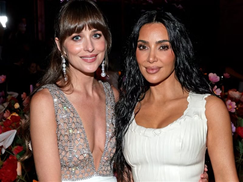 بالصور.. إطلالات النجمات في حفل عشاء Kering على السجادة الحمراء