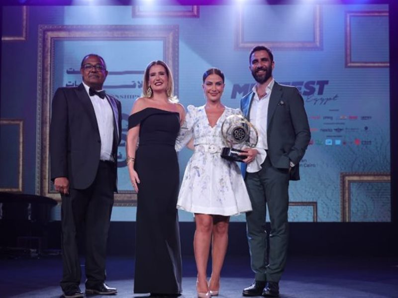 بالصور.. صبا مبارك تهدي تكريمها للشعب الفلسطيني في افتتاح ملتقى ميدفست مصر