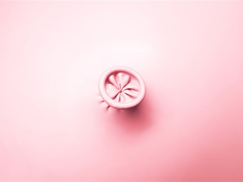 أعراض الحمل.. متى يستدعي انتفاخ البطن والغازات استشارة الطبيب؟