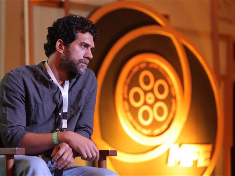 أحمد مجدي: برنامج أفلام “برواز مكسور” يمس كل شخص منا