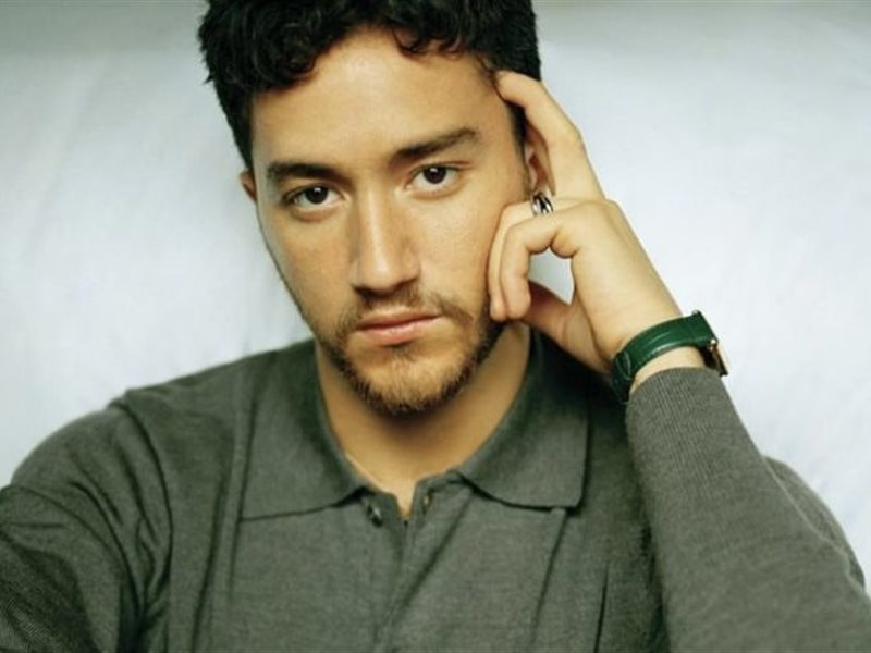 تفاصيل عودة أحمد مالك لدراما رمضان من خلال “ولاد الشمس”