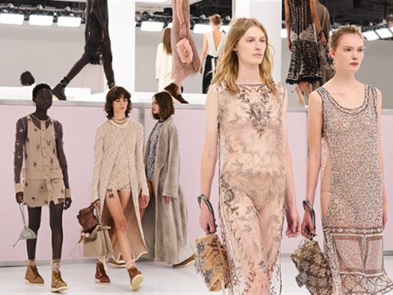 أسبوع الموضة ميلانو يُفتتح بعرض أزياء Fendi