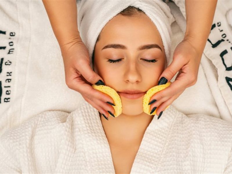 ما هي البقع العمرية وكيف تتخلصين منها؟