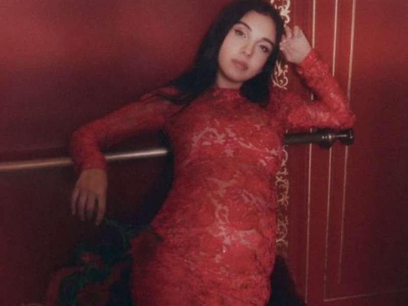 سلمى أبو ضيف تتعرض للتنمر بسبب “بطنها” ورد قوي للفنانة