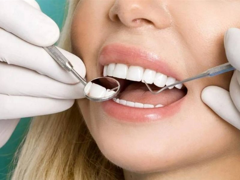 6 طرق للوقاية من تسوس الأسنان.. منها اتباع نظام غذائي صحي 
