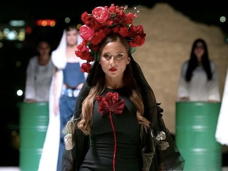 نيللي كريم تتألق في أول أيام أسبوع الموضة بالرياض