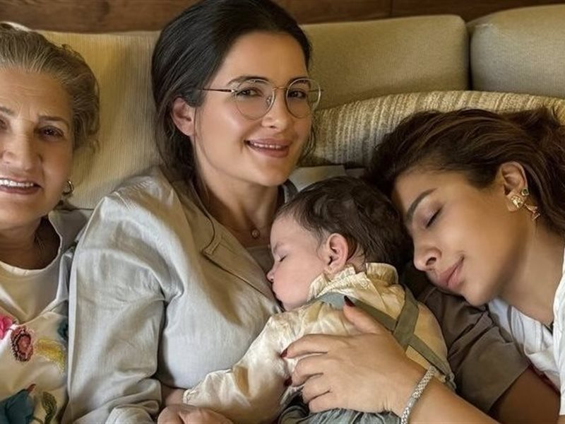 أحدث ظهور للفنانة أصالة مع ابنتها (صور) 