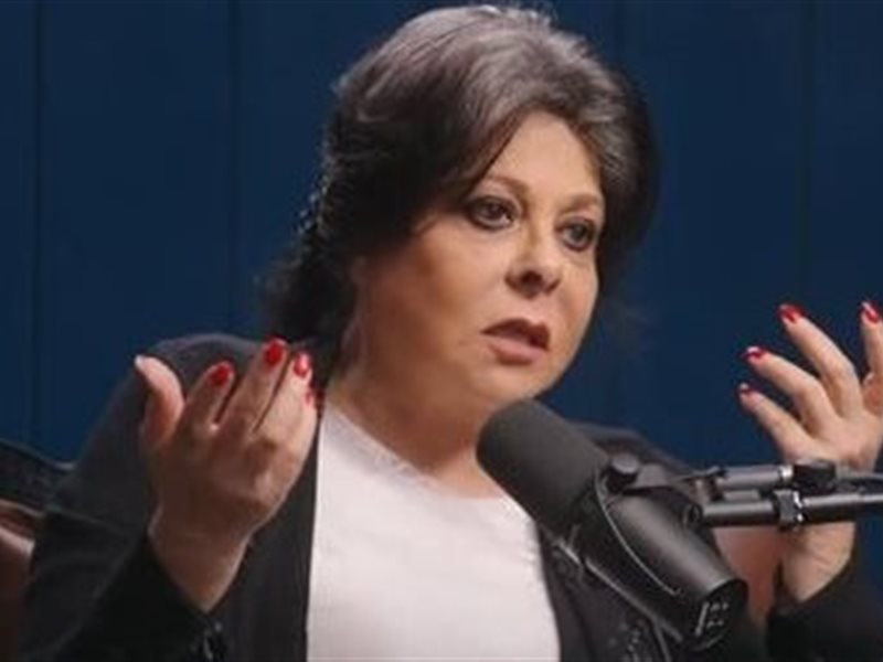 إسعاد يونس: 