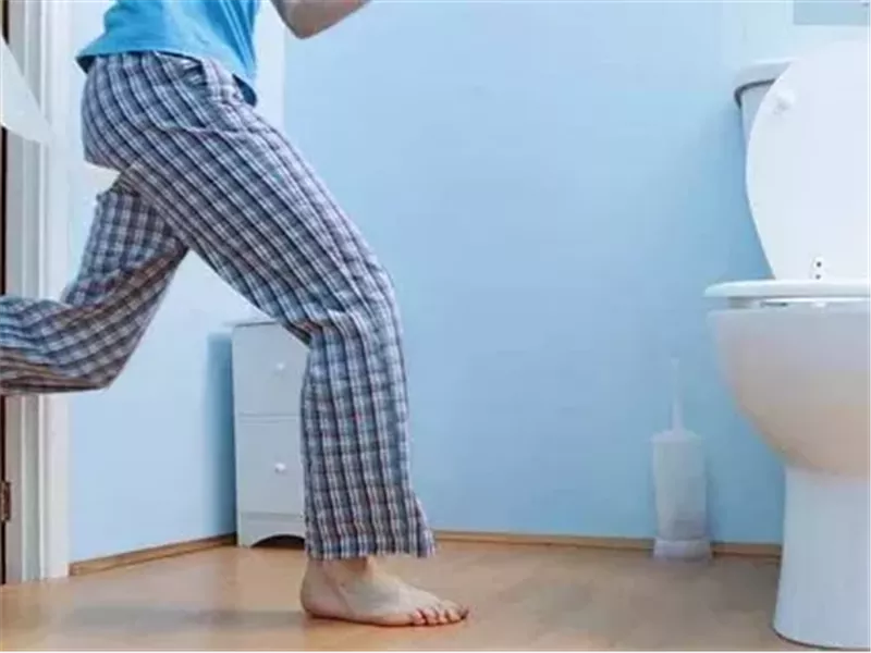 أسباب الإسهال.. متى يشكل خطورة على الصحة ويستدعي استشارة الطبيب؟