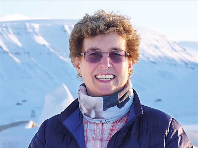 عالمة الفلك شادية حبال إنجازات علمية ورحلة مميزة في دراسة الشمس