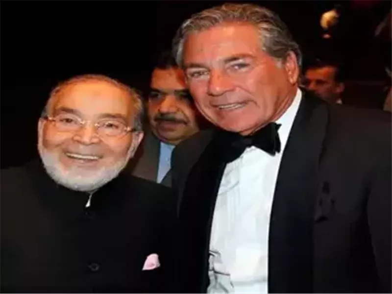 حدادا على أرواحهما.. مهرجان الجونة السينمائي يعرض لقطات من أعمال الراحلين حسن يوسف ومصطفى فهمي 