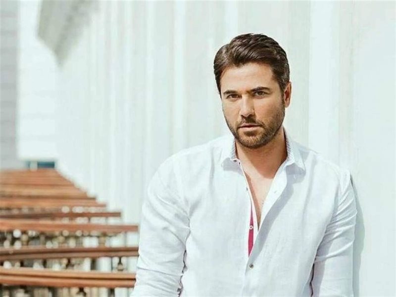 مهرجان القاهرة السينمائي الدولي يكرم يسري نصر الله وأحمد عز ودانيس تانوفيتش