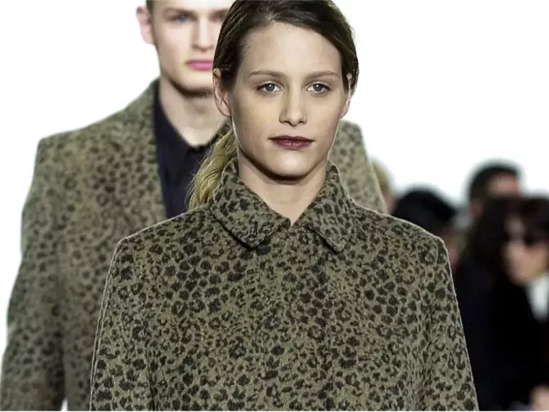 وفاة عارضة الأزياء جورجينا كوبر بعد أشهر من زواجها