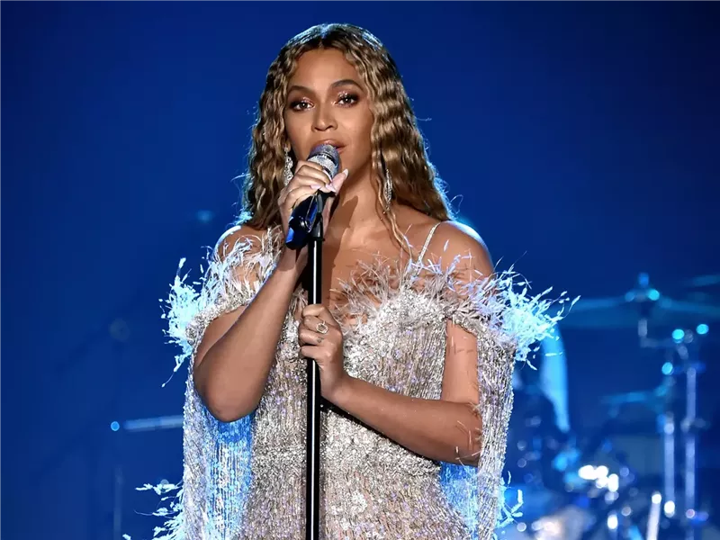 بيونسيه تحطم الأرقام القياسية لحفل توزيع الجوائز 