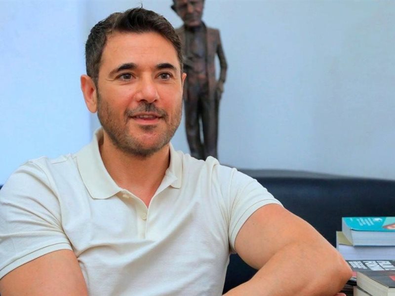 أبرز تصريحات أحمد عز في معرض الشارقة الدولي للكتاب 