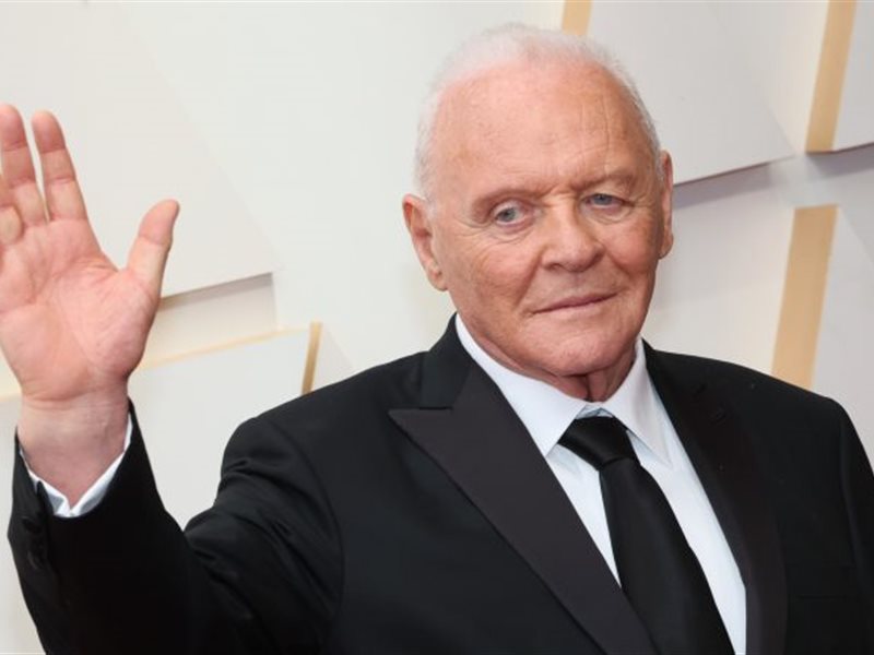 مفاجأة.. أنتوني هوبكنز يشارك في حفل أسطوري ضخم في موسم الرياض 