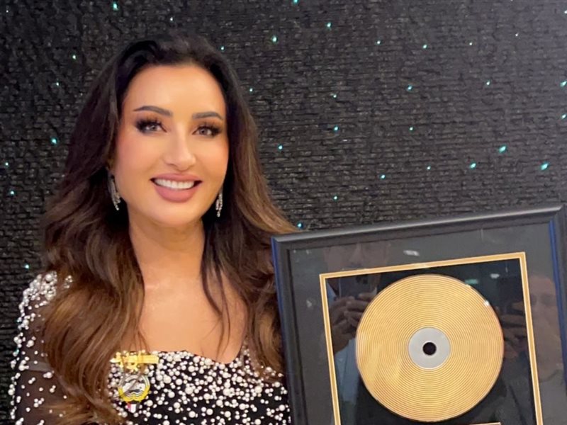 لطيفة تعبر عن سعادتها بتكريمها في مهرجان الموسيقى بالكويت