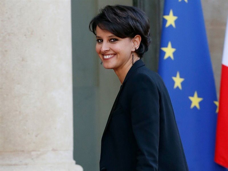 نجاة فالو بلقاسم رحلة استثنائية من بداية بسيطة إلى قيادة بارزة في السياسة الفرنسية