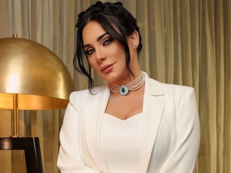 سلاف فواخرجي ودريد لحام منهم.. 