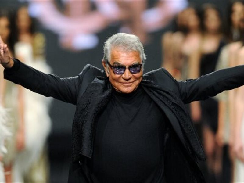 في يوم ميلاده.. لهذا السبب روبرتو كافالي أسطورة تصميم الأزياء 