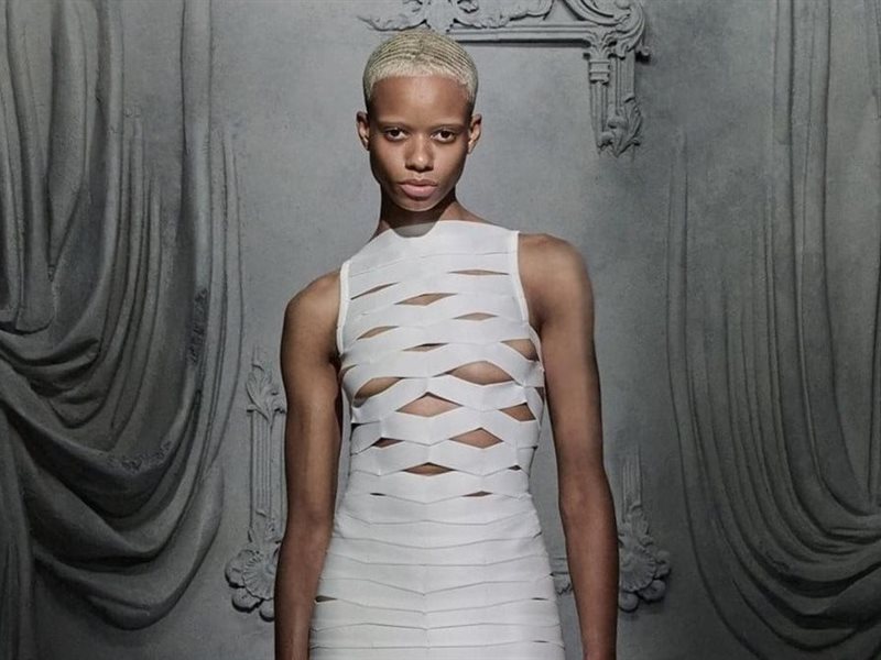 الغموض والجرأة في مجموعة ألكسندر وانغ لريزورت 2025