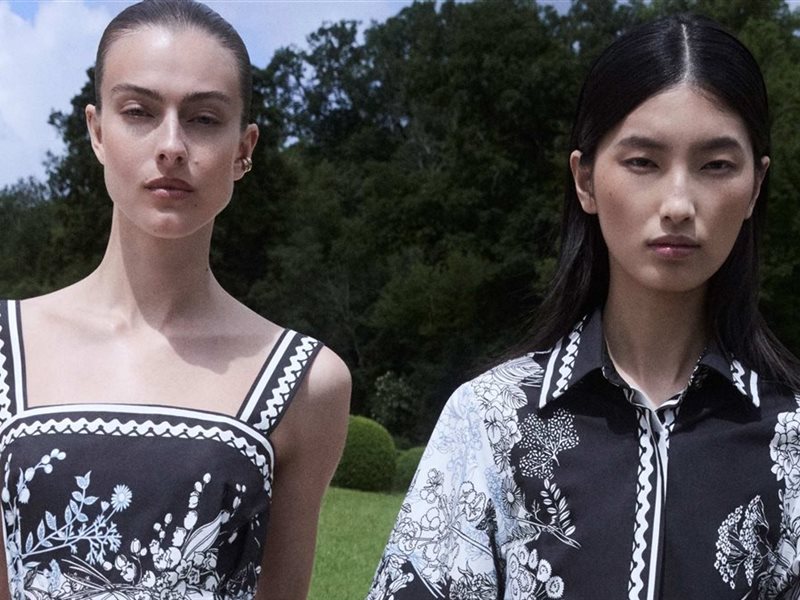 من السينما الإيطالية.. إيلي صعب يكشف مجموعة ريزورت 2025 