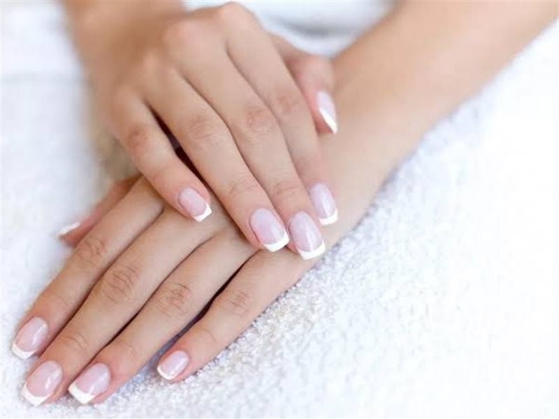 خطر مخيف للأظافر الاصطناعية 