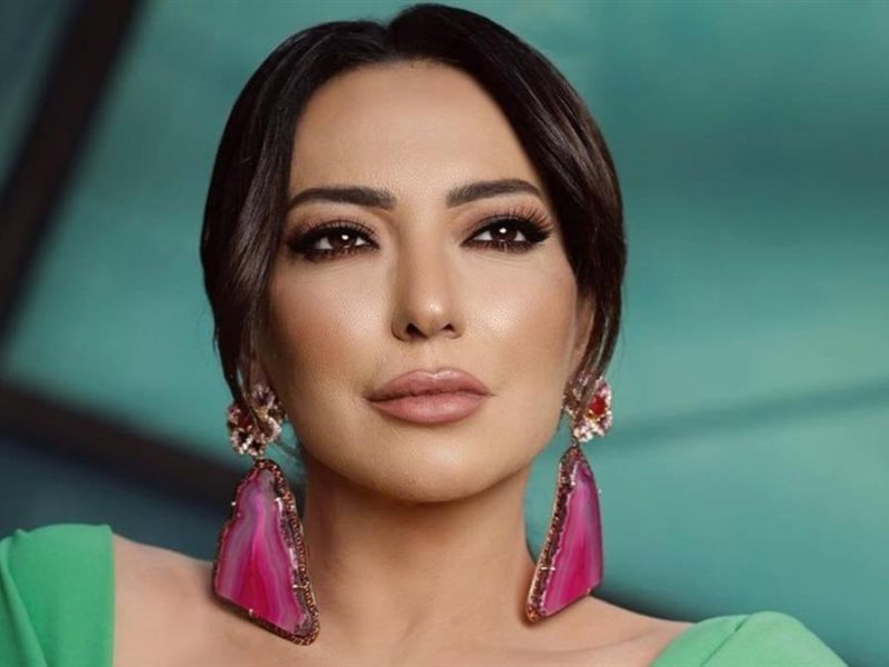 أمل عرفة تجتمع مع رضوان نصري في أغنية 