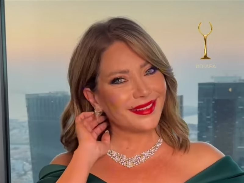 إطلالات ساحرة تخطف الأنظار في مهرجان ضيافة بدبي 