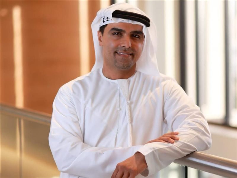 الدكتور عبد السلام البلوشي أثناء تكريمه بمهرجان ضيافة: جائزة صقر العام في الطب حافز لي لتقديم الأفضل 