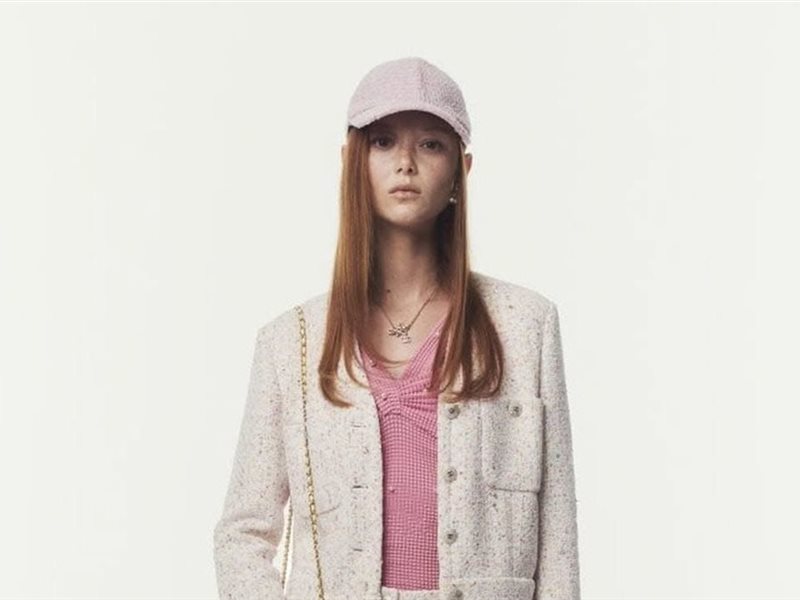 الطابع العصري يسيطر على تشكيلة Pre Collection من شانيل  
