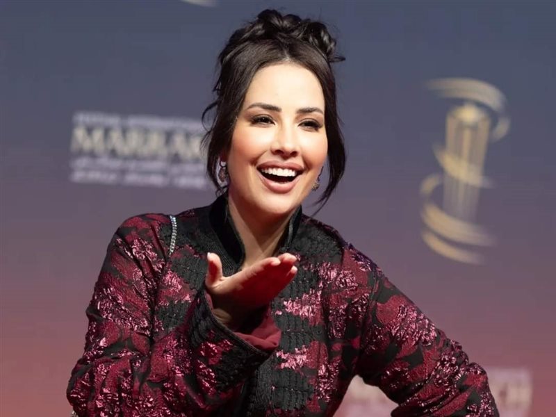 الإطلالات السوداء تسيطر على النجمات في مهرجان مراكش السينمائي 