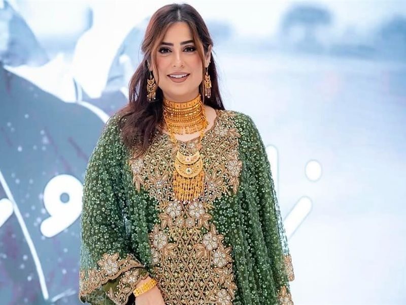 تزامناً مع عيد الاتحاد.. أزياء ملهمة لهذه المناسبة التاريخية