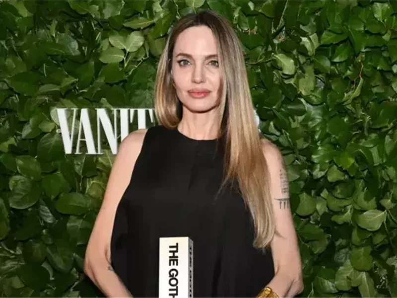 تكريم أنجلينا جولي وزندايا.. نجوم هوليوود يتألقون في حفل جوائز جوثام 