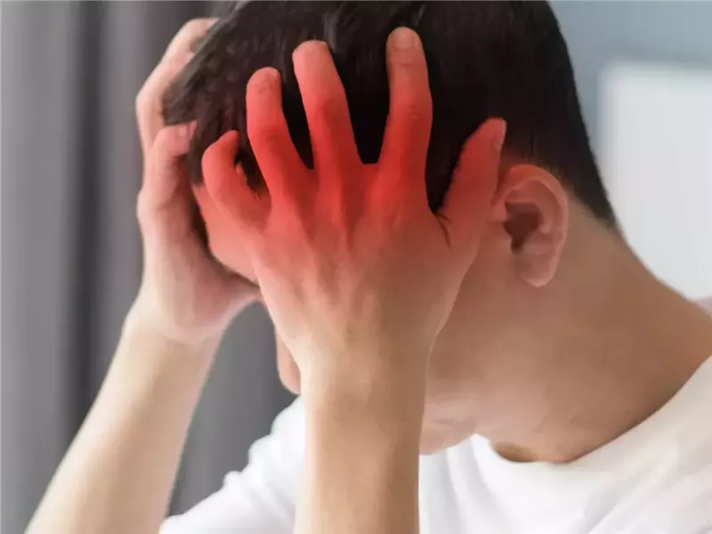 أسباب الصداع في الجانب الأيسر من الرأس 