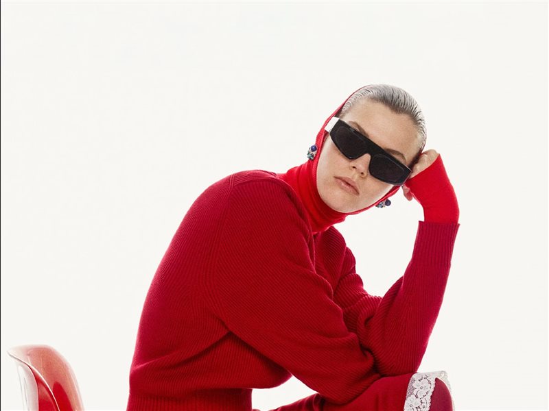 مجموعة Victoria Beckham تؤكد على الرقي والجرائة قبل خريف 2025 