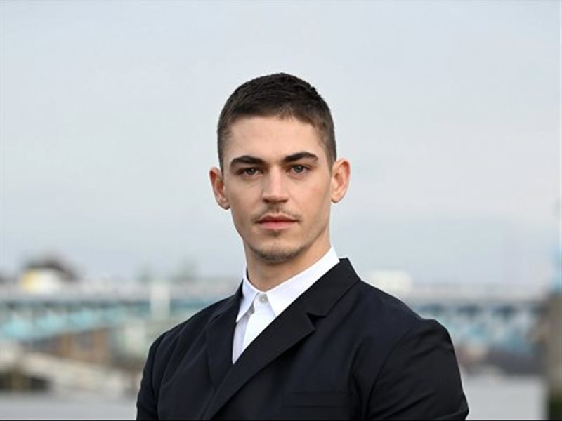 Young Sherlock مغامرات المحقق الشاب في بداية مسيرته 