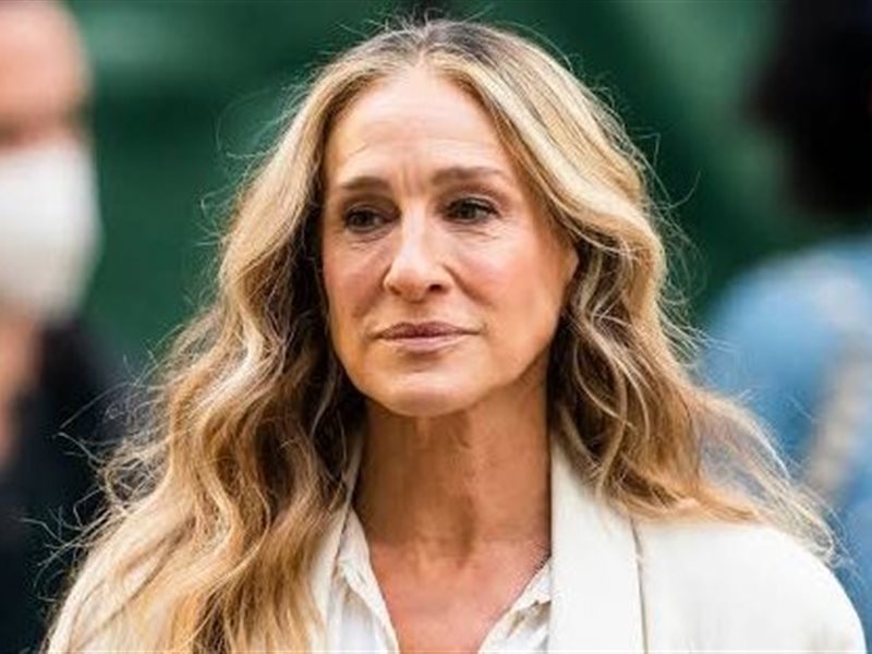 سارة جيسيكا باركر تتحدث عن مسيرتها الفنية وأعمالها الحالية في جلسة حوارية بمهرجان البحر الأحمر 