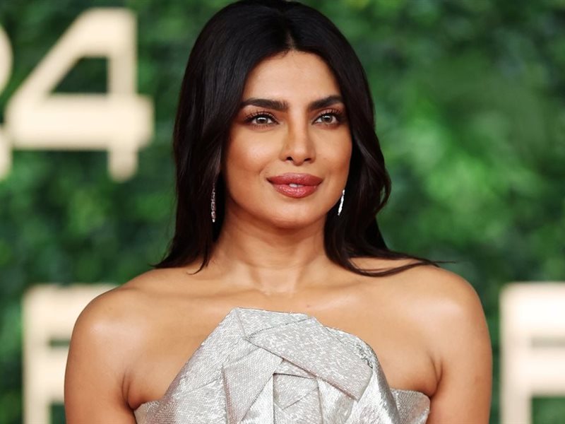 بريانكا شوبرا في مهرجان البحر الأحمر: 