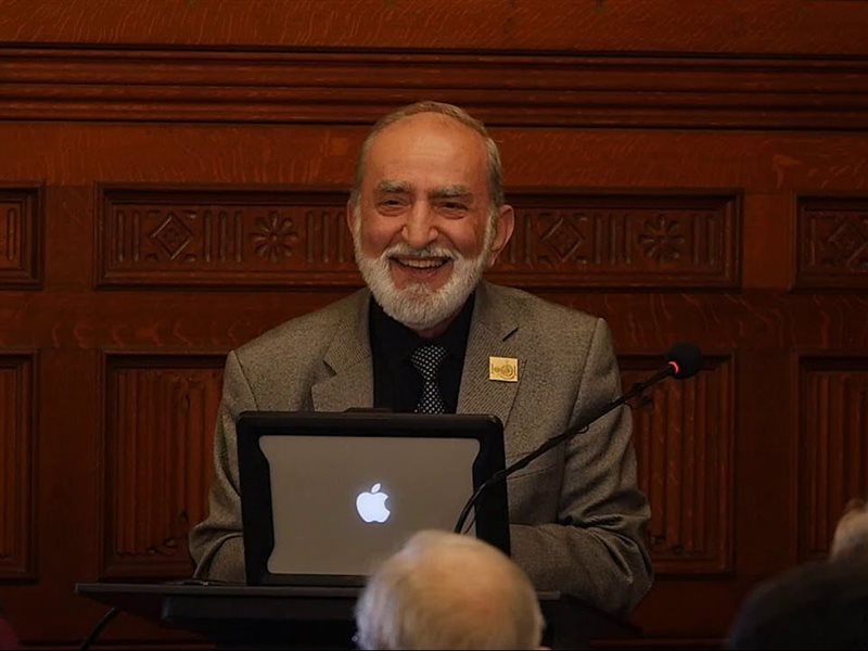 سليم الحسني عالم بين الهندسة وإحياء التراث العلمي الإسلامي