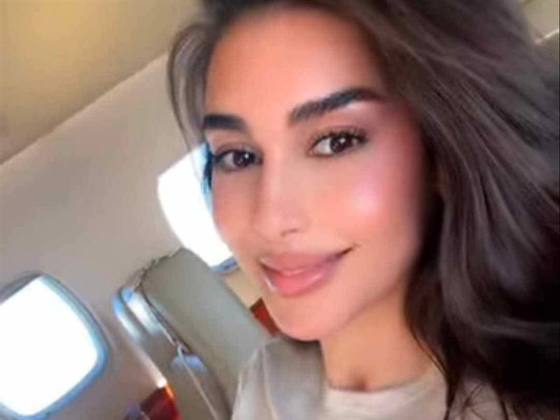 ياسمين صبري تشارك الجمهور صورتها من داخل طائرة خاصة 