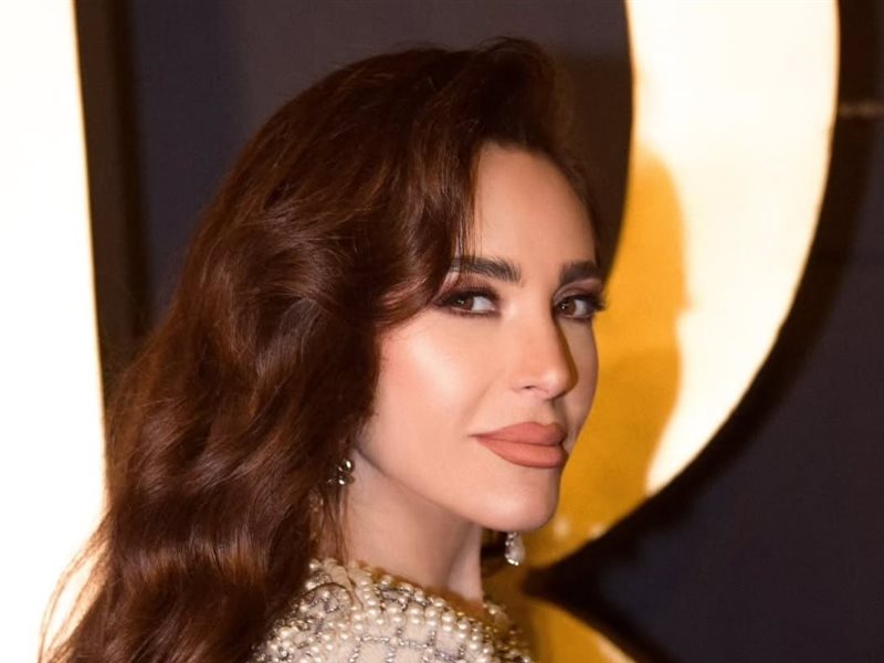 عبير نعمة تخطف الأنظار بإطلالة أنيقة في حفل الموريكس دور 2024 