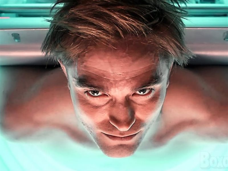 Mickey 17 رحلة خيال علمي من إبداع بونغ جون هو