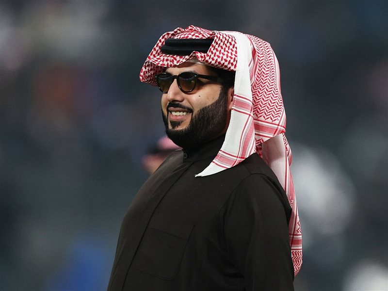 تركي آل الشيخ قائد التحول العالمي في رياضة الملاكمة لعام 2024