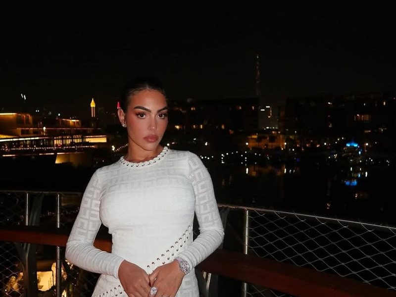 جورجينا رودريغيز وكريستيانو رونالدو يحتفلان بالعام الجديد في دبي 