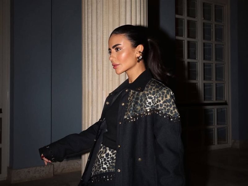 ديما الأسدي تتألق بإطلالة مميزة في أحدث ظهور لها 