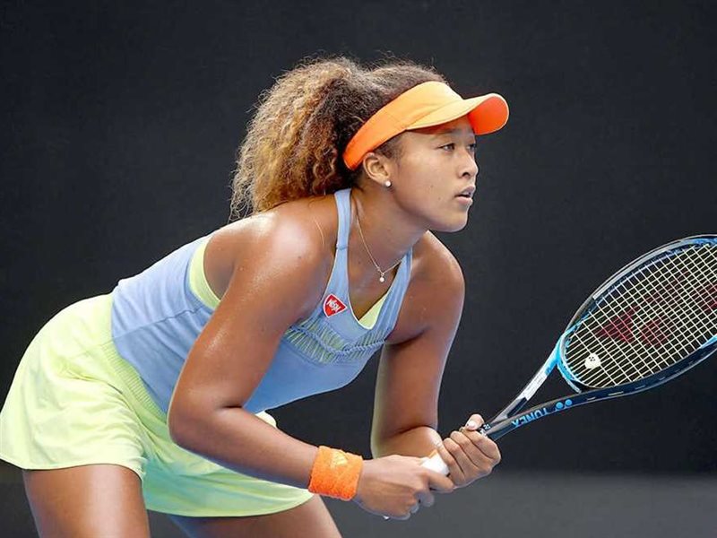 ناومي أوساكا عودة بطلة التنس برغبة لا تهزم في موسم جديد 